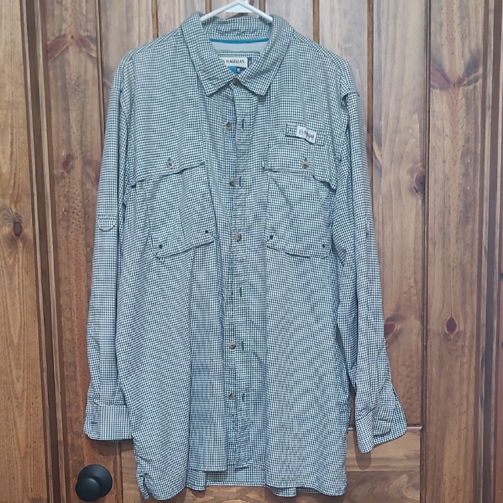 Magellan Green & White Long Sleeve Button-Up Shirt. Size XL